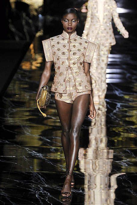 Louis Vuitton Spring 2011 Runway 